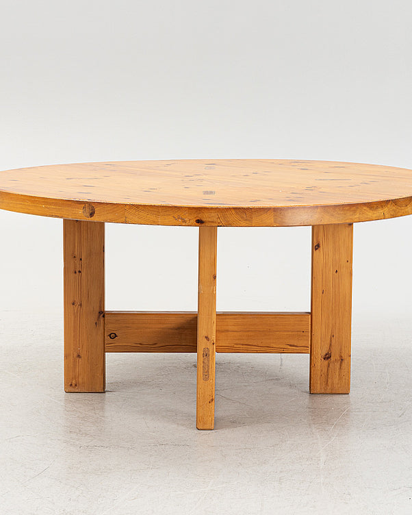 Roland Wilhelmsson dining table