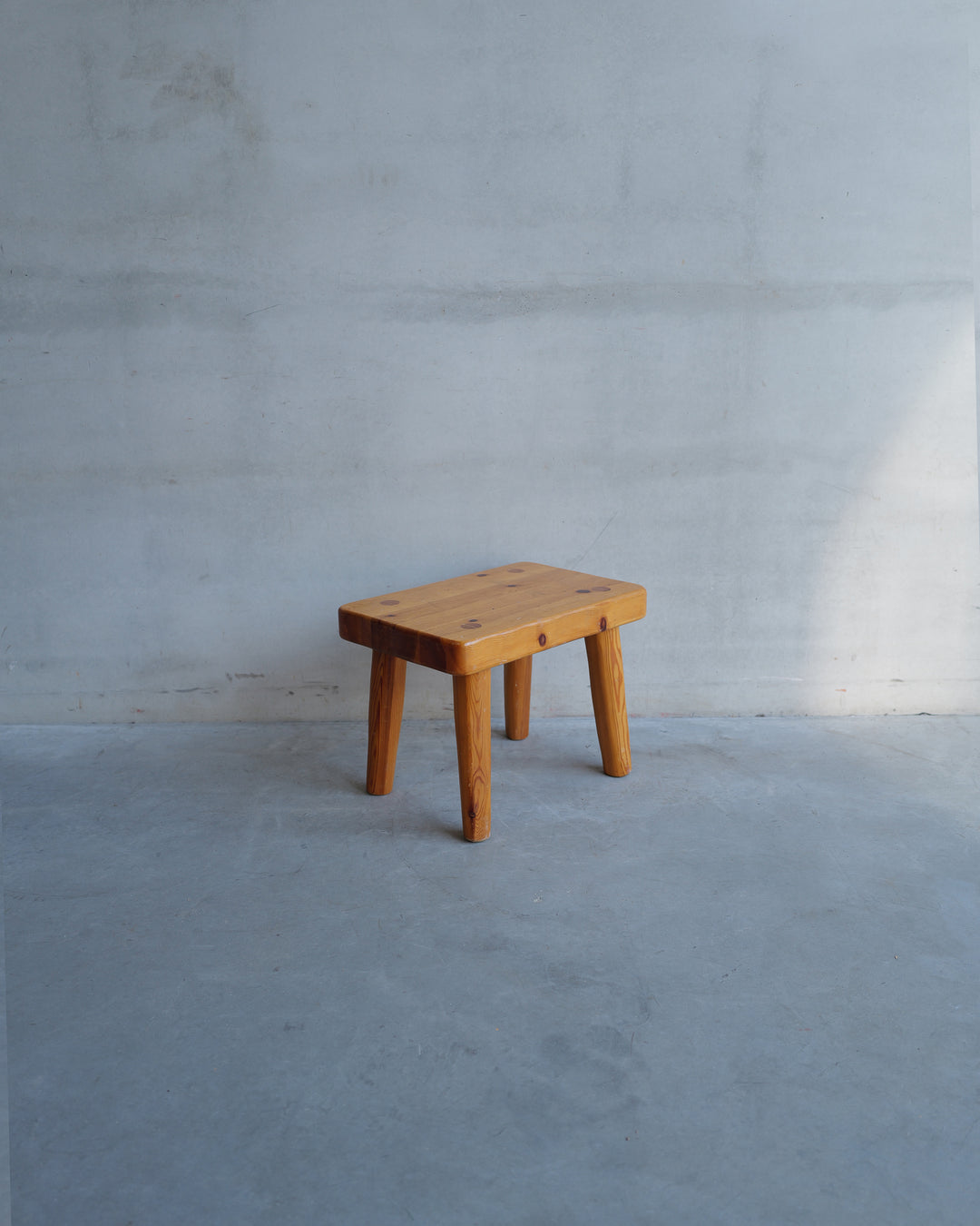 Vemdalia stool, vintage design piece, in AM Designs showroom, Antwerpen