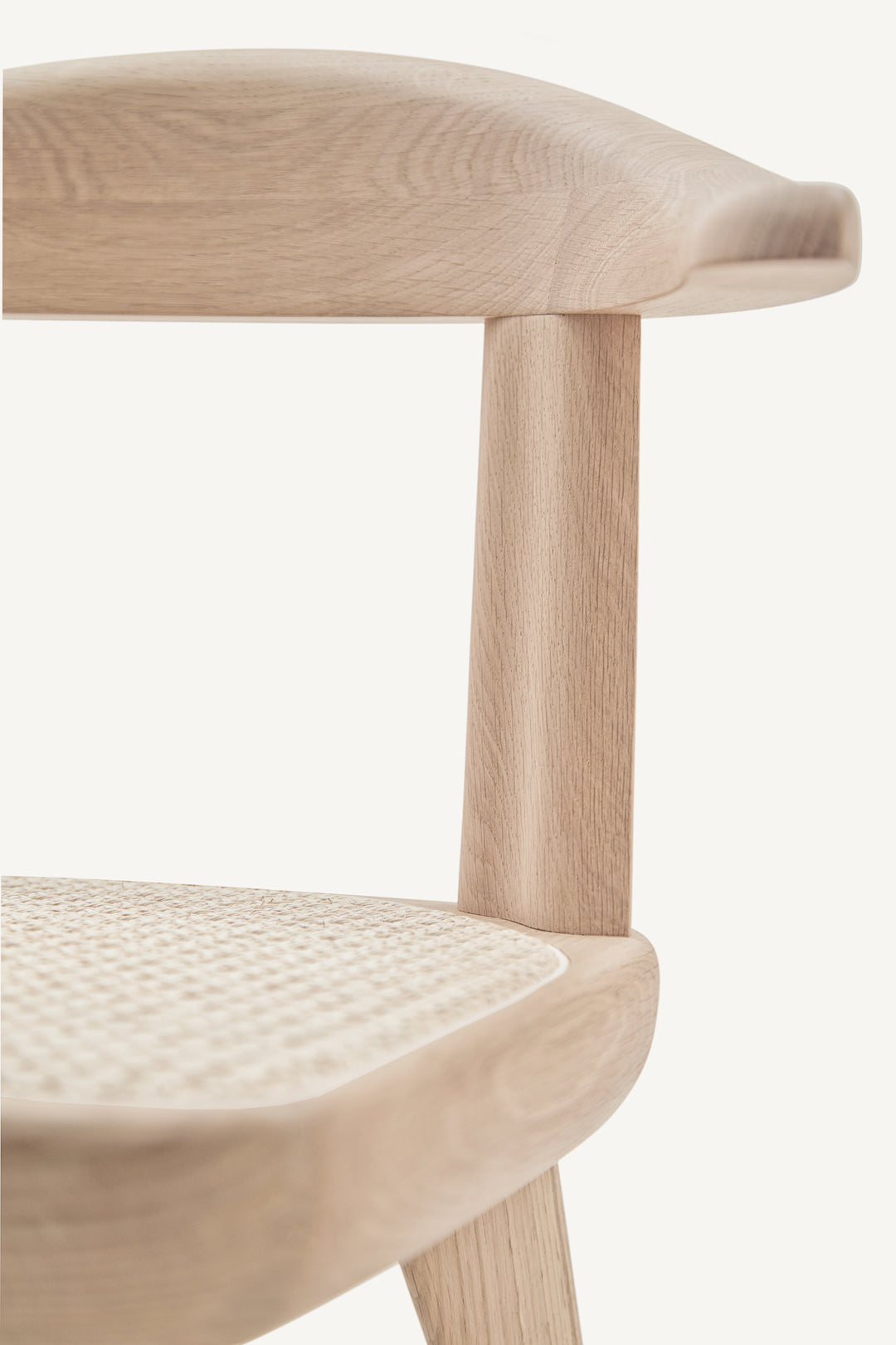 Brutus armchair