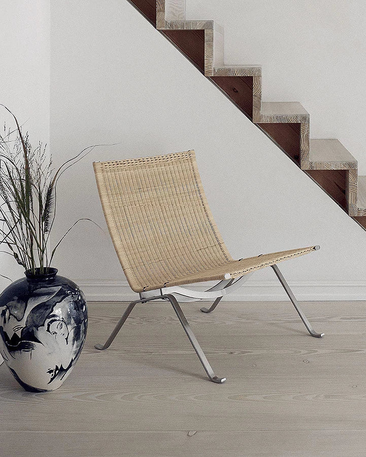 PK22 Chair Wicker, in AM Designs showroom, Antwerpen