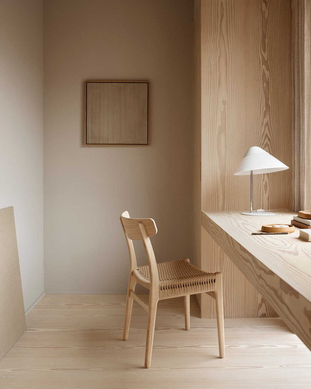 Wegner CH23 chair, in AM Designs showroom, Antwerpen