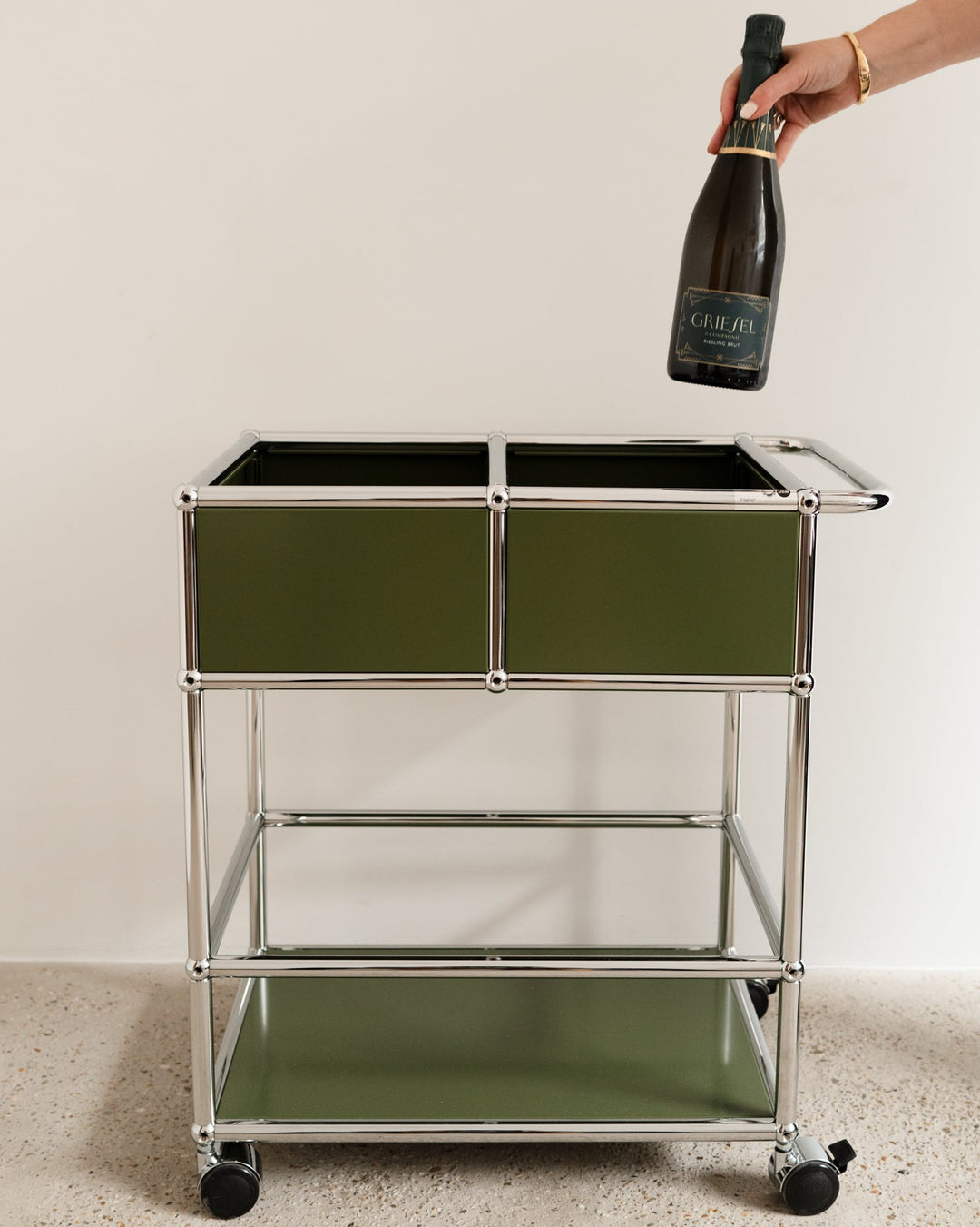 USM Haller Bar Trolley, in AM Designs showroom, Antwerpen