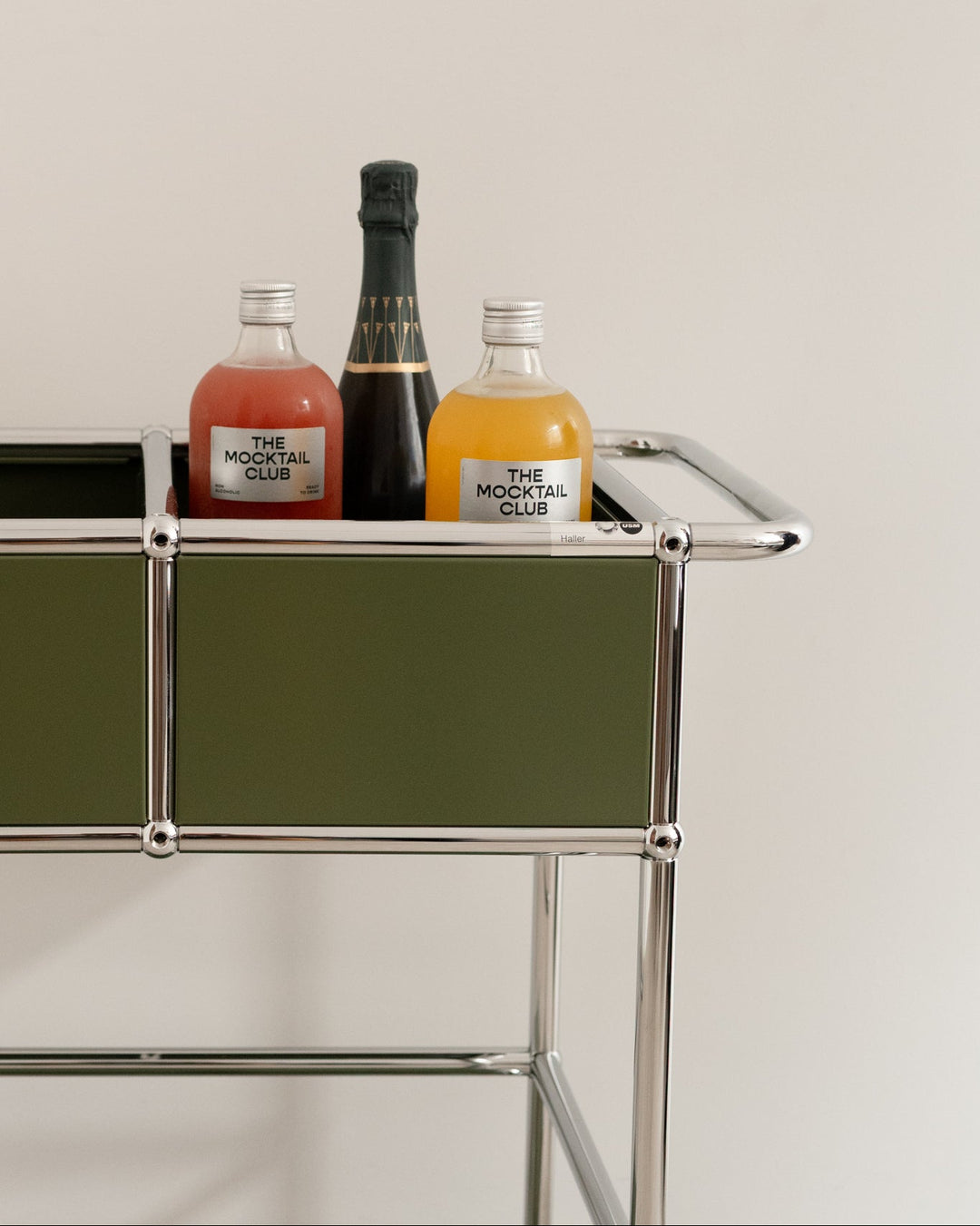 USM Haller Bar Trolley