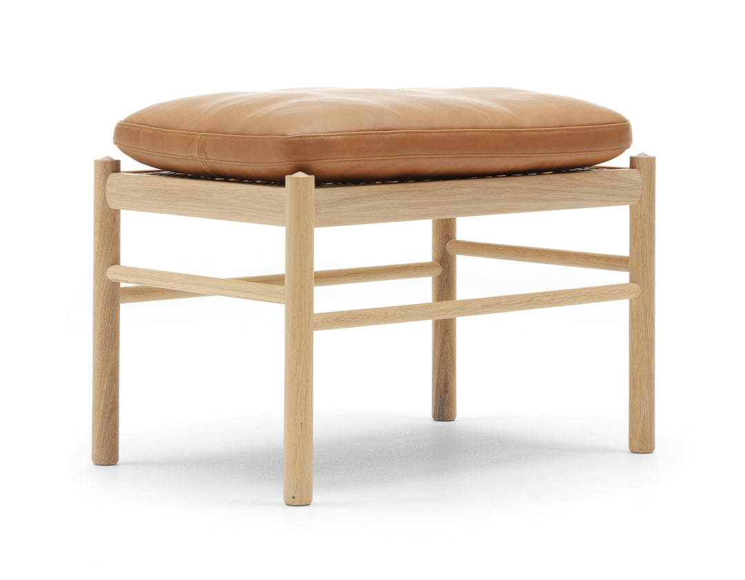 Wanscher OW149-F Colonial Ottoman