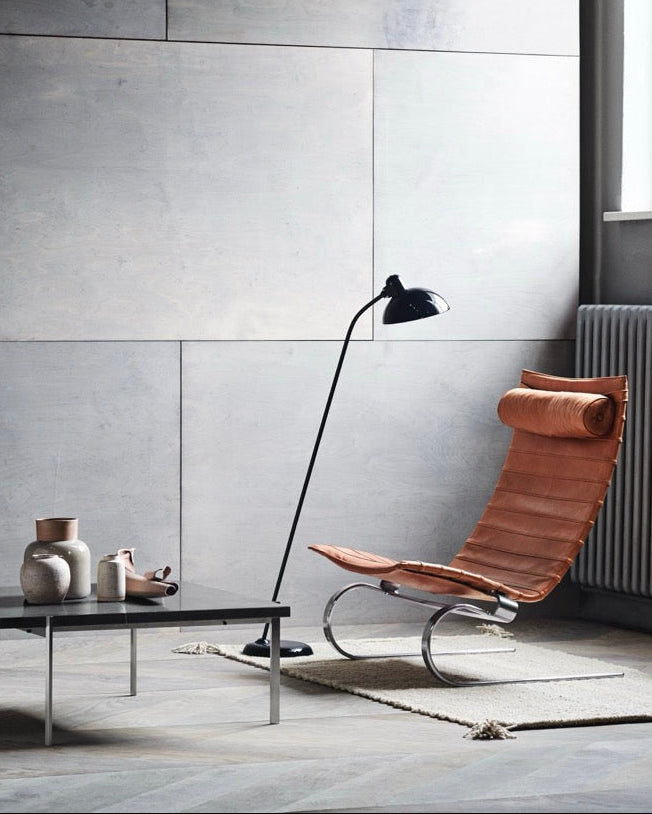 PK20 chair with headrest, in AM Designs showroom, Antwerpen
