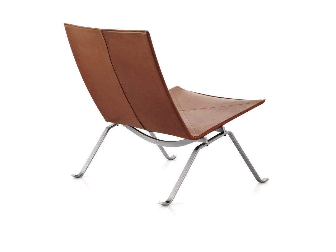 PK22 Chair Grace Walnut
