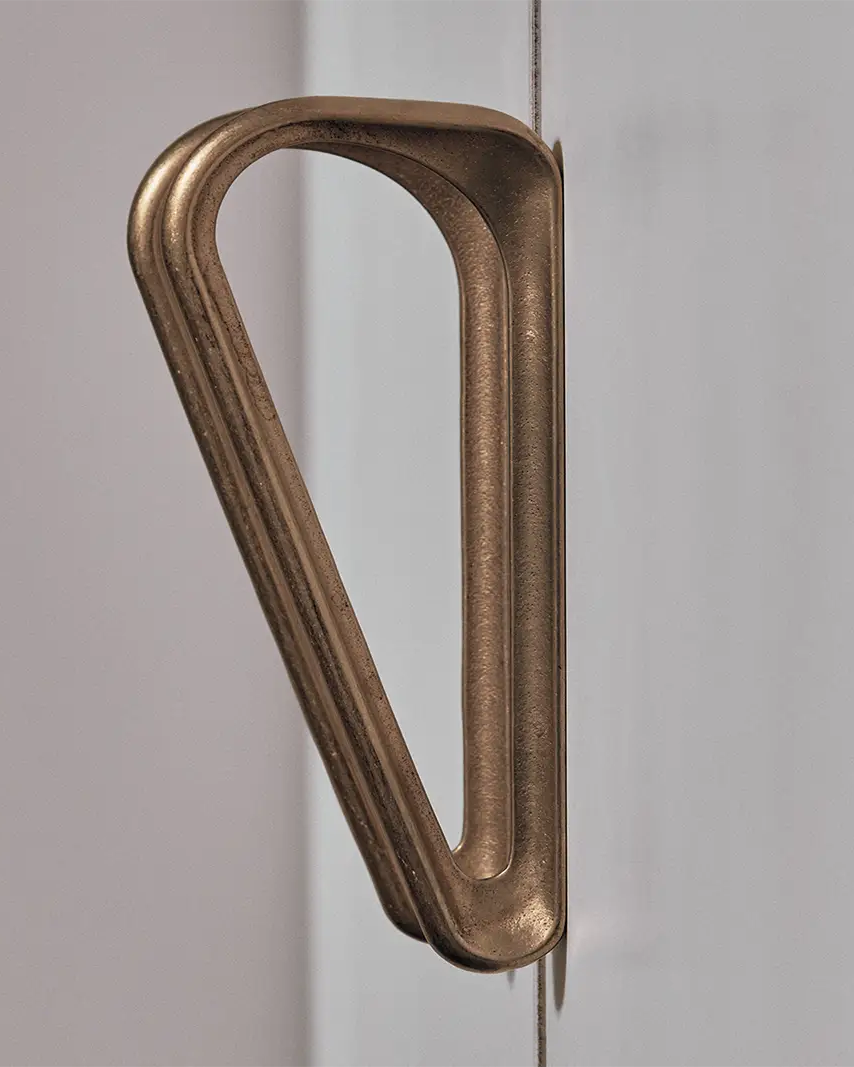 Planchart Handle Bronze, in AM Designs showroom, Antwerpen